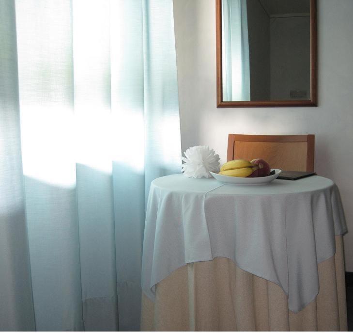 Hotel Italia Carmagnola Cameră foto